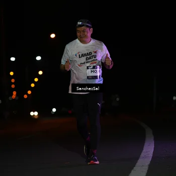 Runner Photo 7680894