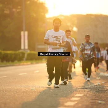 Runner Photo 7680919
