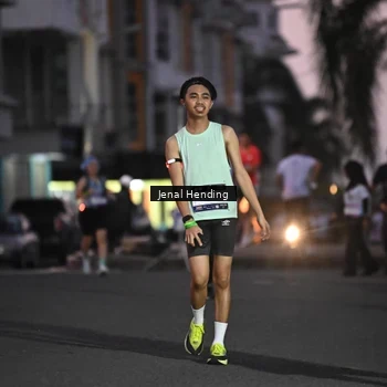 Runner Photo 7680925