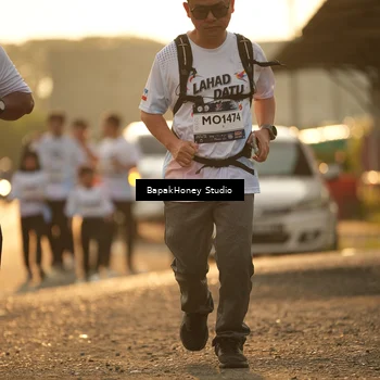Runner Photo 7680938