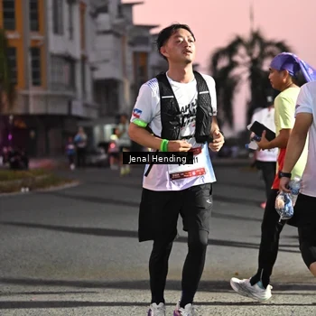 Runner Photo 7680946