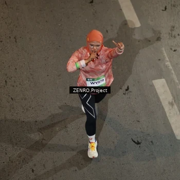 Runner Photo 7680949