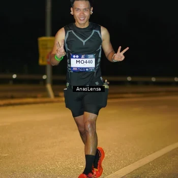 Runner Photo 7680957