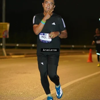 Runner Photo 7680959