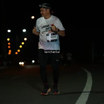 Runner Photo 7680983