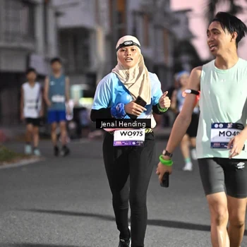Runner Photo 7680994