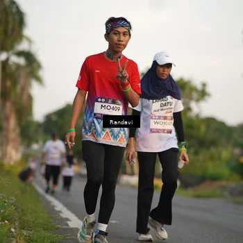Runner Photo 7681012