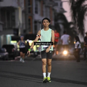 Runner Photo 7681014