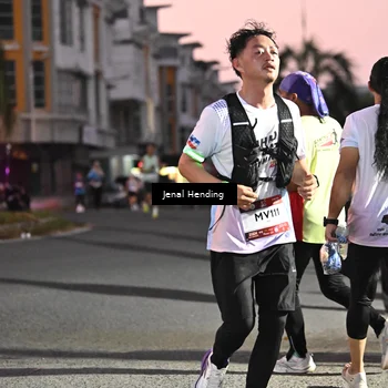 Runner Photo 7681017