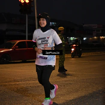 Runner Photo 7681030