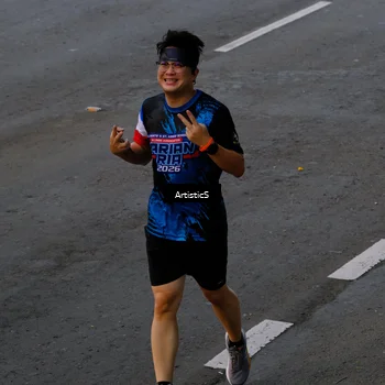 Runner Photo 7681056