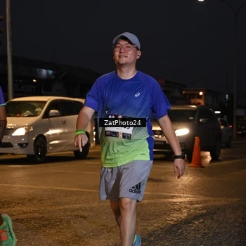 Runner Photo 7681076