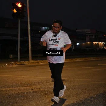 Runner Photo 7681077