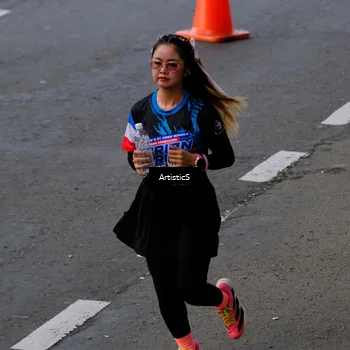 Runner Photo 7681114