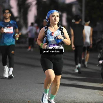 Runner Photo 7681130