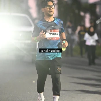 Runner Photo 7681133