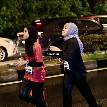 Runner Photo 7681140