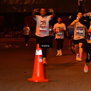 Runner Photo 7681149