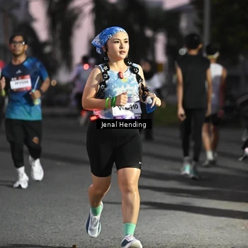 Runner Photo 7681151