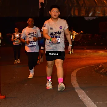 Runner Photo 7681172