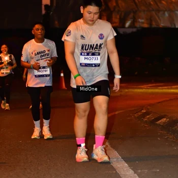 Runner Photo 7681176