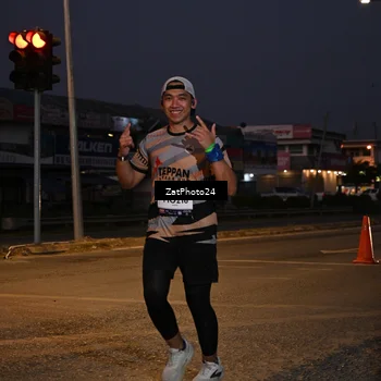 Runner Photo 7681177