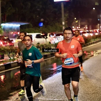 Runner Photo 7681182
