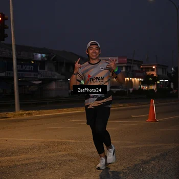 Runner Photo 7681187