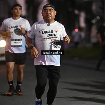 Runner Photo 7681215