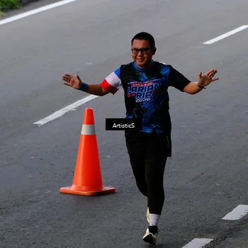 Runner Photo 7681223