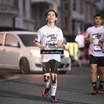 Runner Photo 7681236