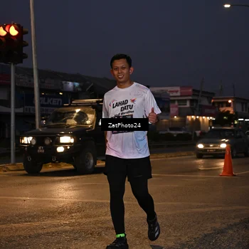 Runner Photo 7681243