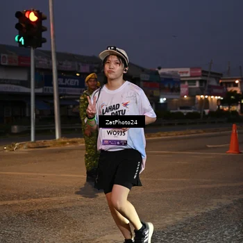 Runner Photo 7681254