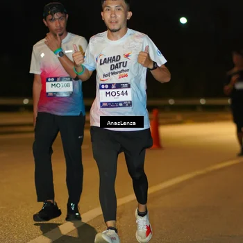 Runner Photo 7681283
