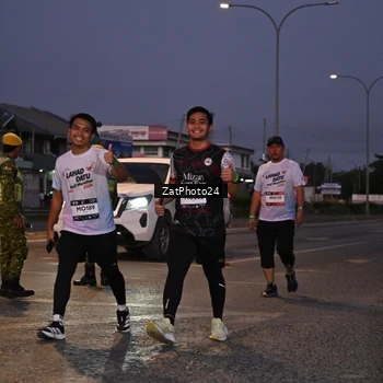Runner Photo 7681287