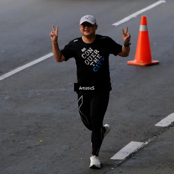 Runner Photo 7681297