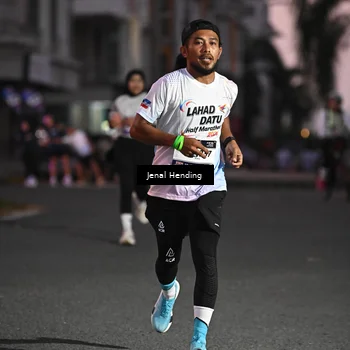 Runner Photo 7681308