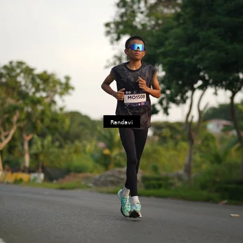 Runner Photo 7681317
