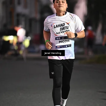 Runner Photo 7681325