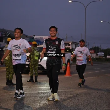 Runner Photo 7681336