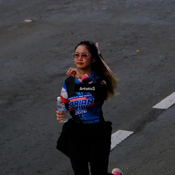 Runner Photo 7681348