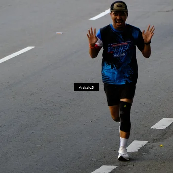 Runner Photo 7681352