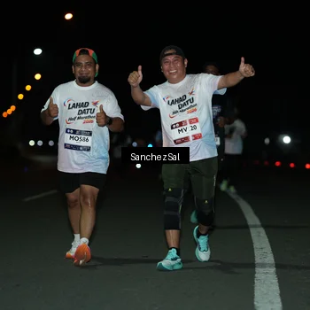 Runner Photo 7681354