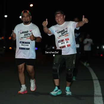 Runner Photo 7681383