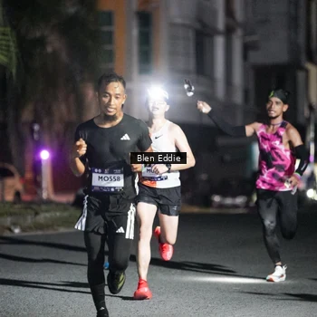 Runner Photo 7681385