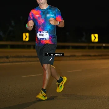 Runner Photo 7681389