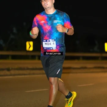 Runner Photo 7681395