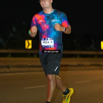 Runner Photo 7681396