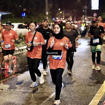 Runner Photo 7681405