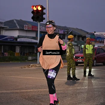 Runner Photo 7681436